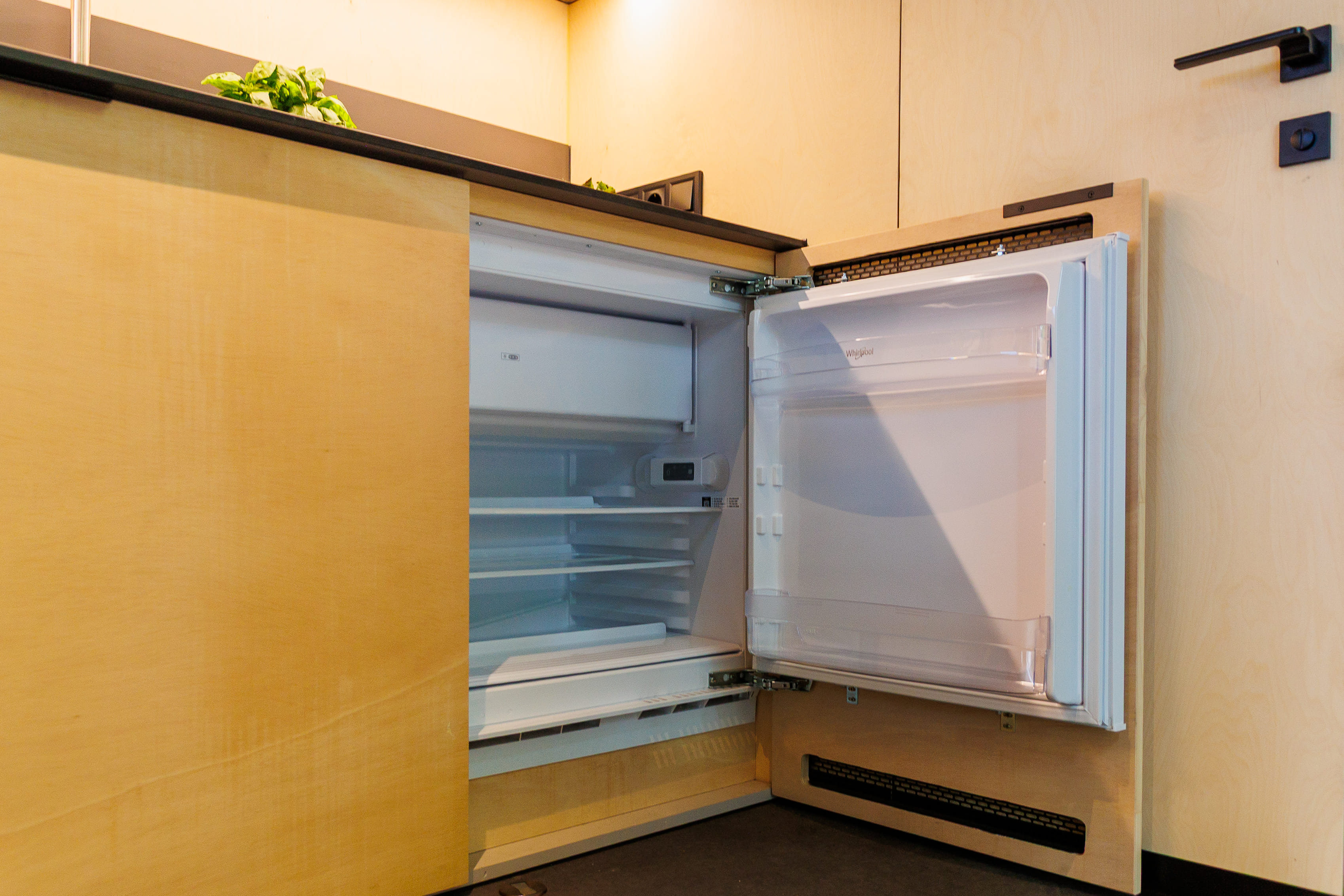 Domivka.cz M1 Stealth 12